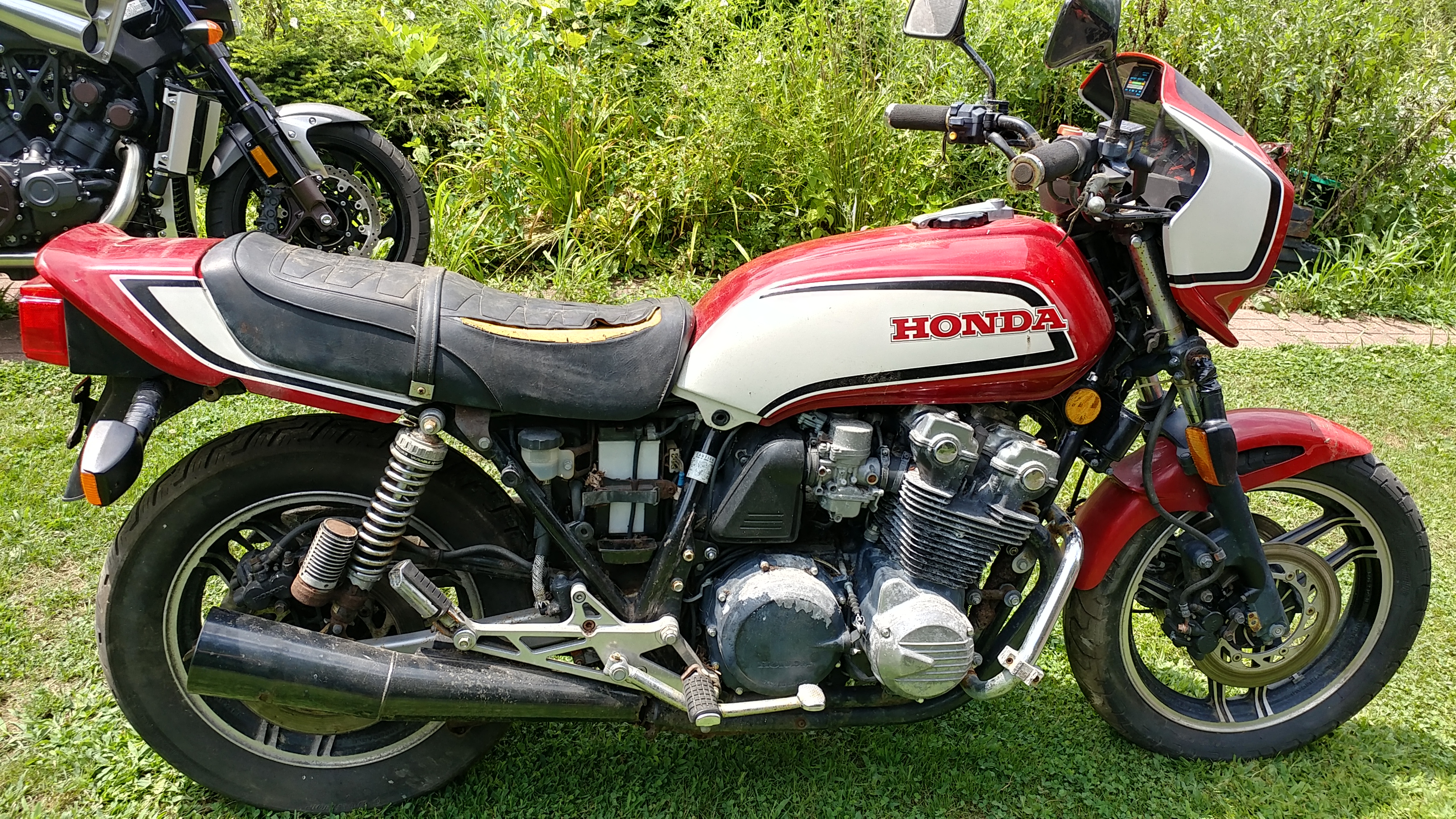 1983 CB1100
