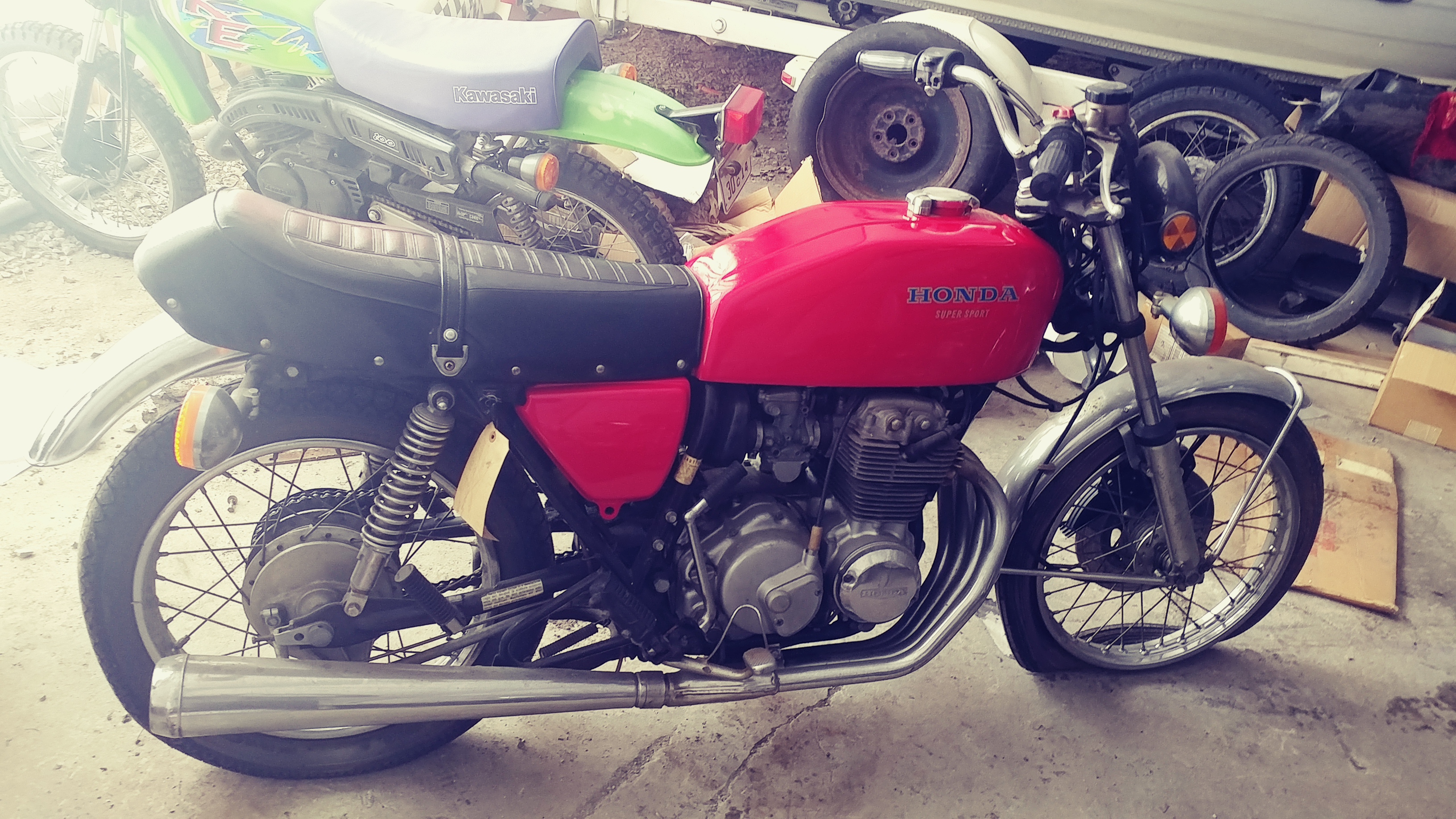 1975 - 1977 CB400